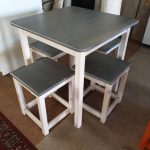 Männipuidust söögilauad